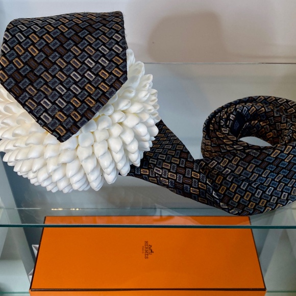 HEMLEY 100% SILK TIE - Picture 1 of 5